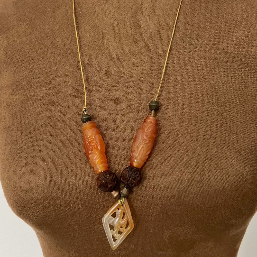 Vintage‎ Carved Carnelian Agate Wood Bead Cord Pendant Necklace 24 Inch Eclectic